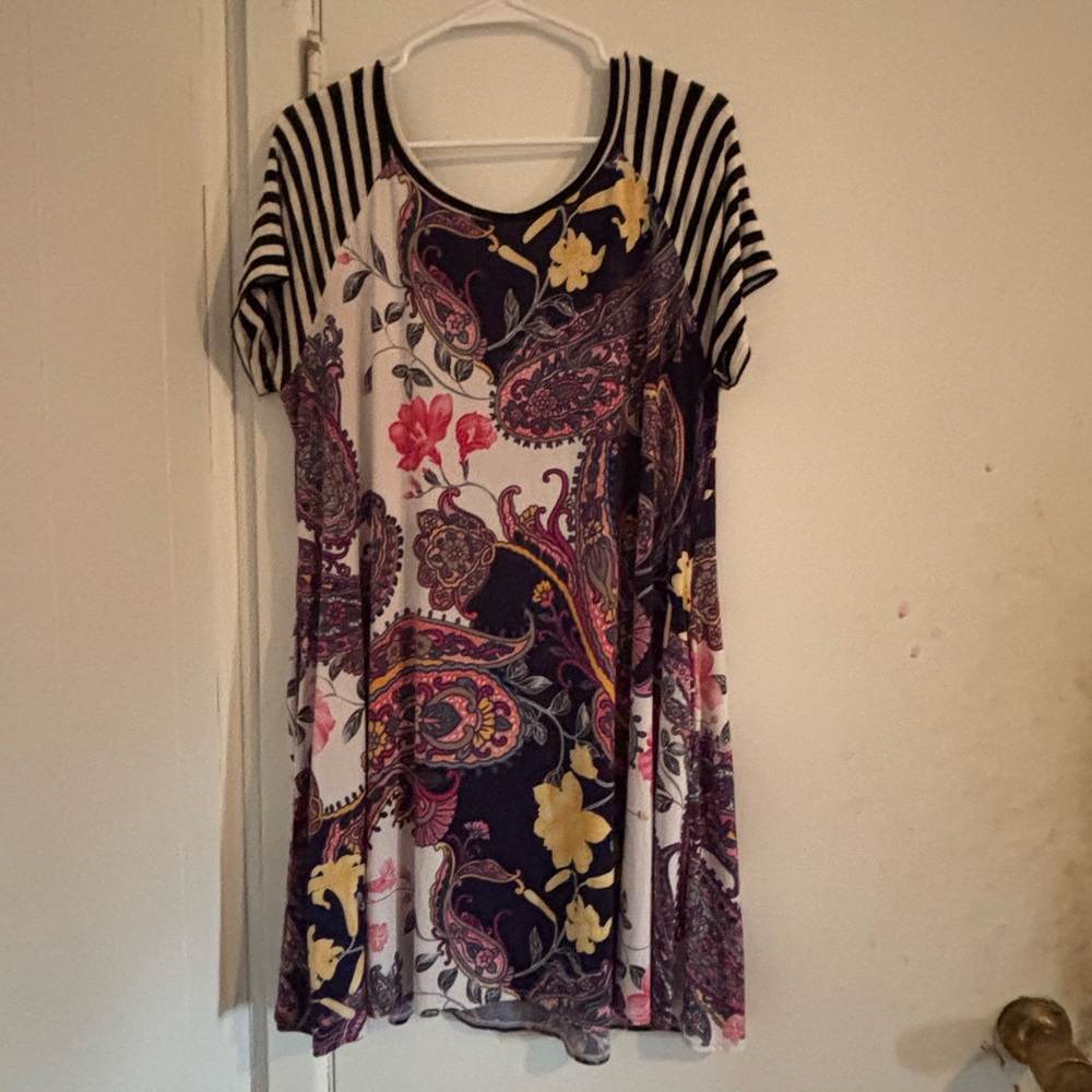 Floral Paisley Women's Top